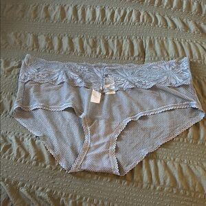 Elegant Lace Women's Panties - Gray